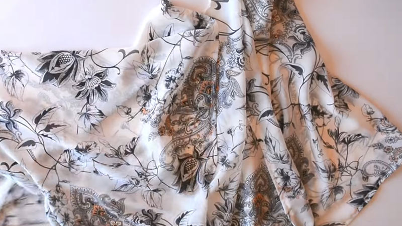 Kimono from a Bed Sheet that Looks Like an Authentic Japanese Garment