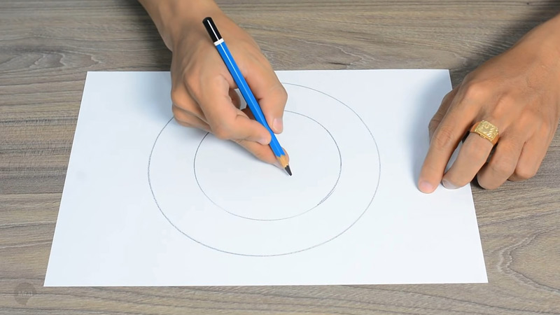 Draw a Circle Without a Compass