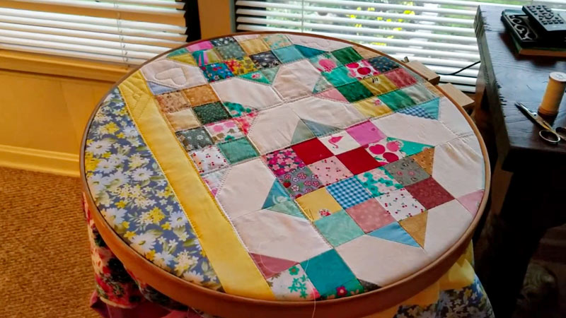 embroidery hoop to quilt