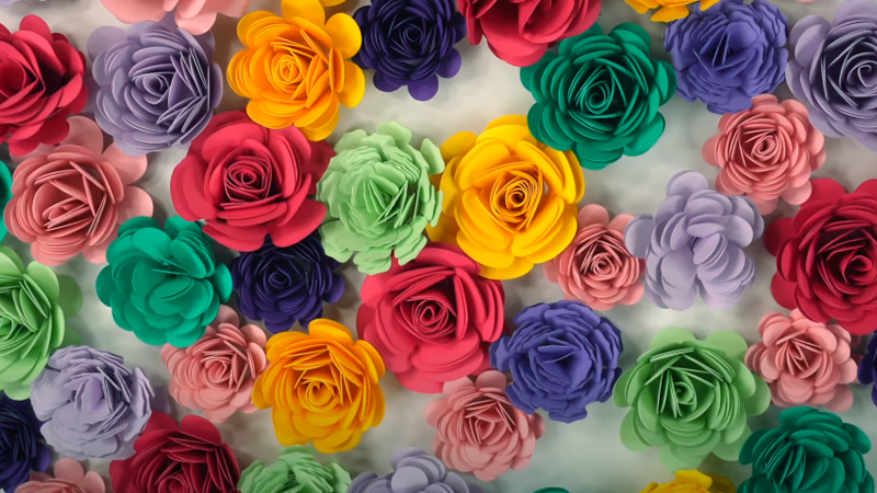 Make Rolled Paper Flowers With Cricut