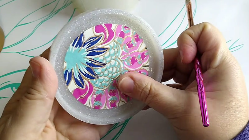 Can You Put Printed Paper In Resin?