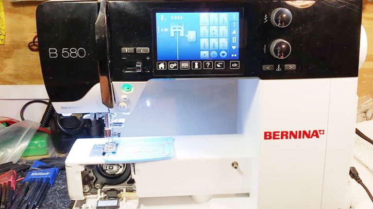 Bernina 580 Sewing Machine