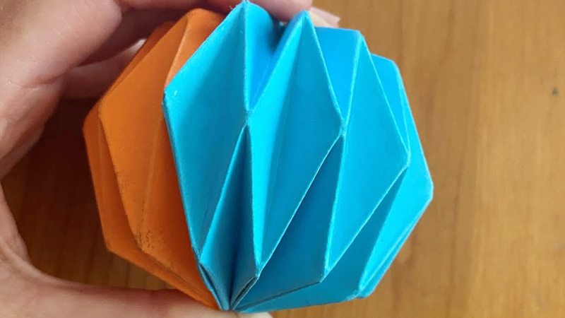 What Is Difference Between Kirigami And Origami? - Wayne Arthur Gallery