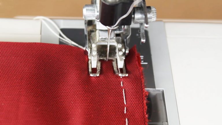 Needle-For-Sewing-Velvet