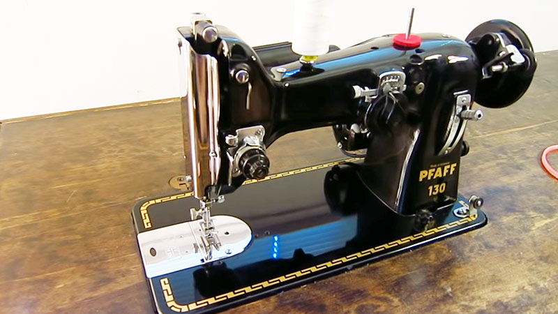 Pfaff-130-Sewing-Machine