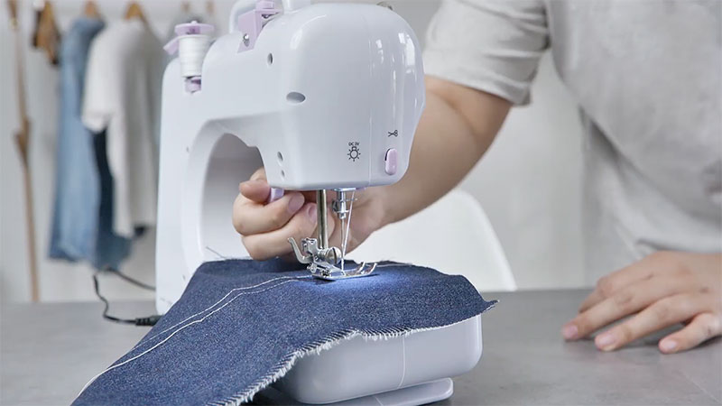 What Are Built In Stitches On A Sewing Machine