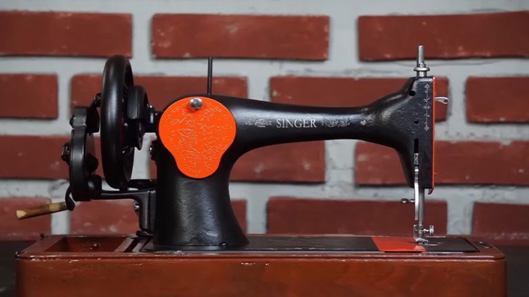 Sewing Machines In 1912