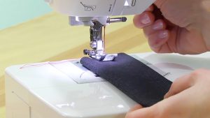 What Needles To Use For Sewing Thick Nylon? - Wayne Arthur Gallery