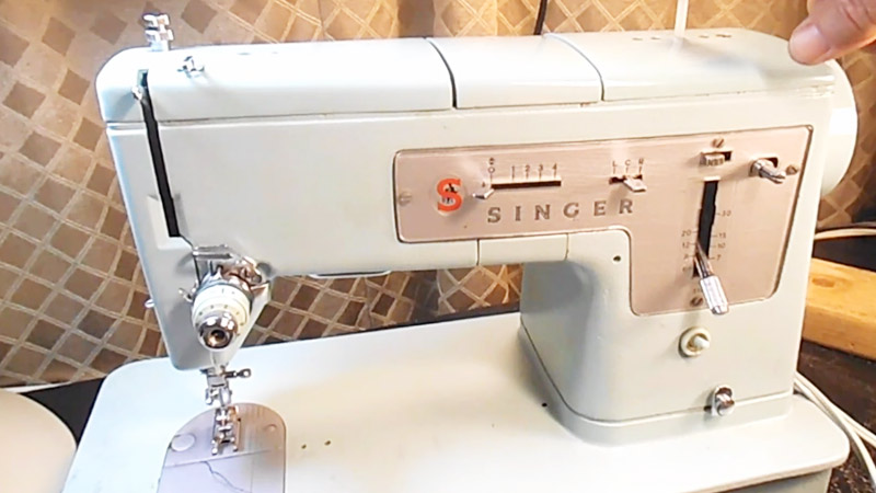Singer 338 Sewing Machine