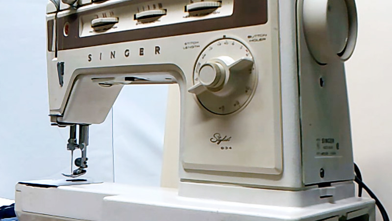 Singer Sewing Machines Model 834