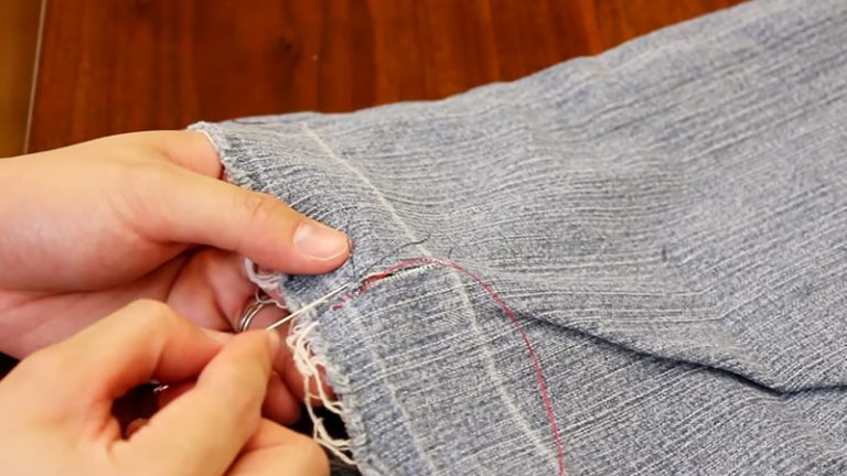 Thread Breaks Hand Sewing