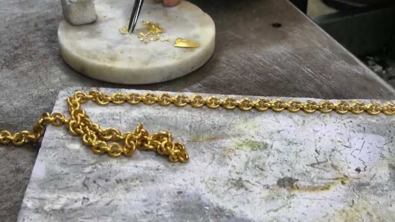 What Is Fine Craft Jewelry? - Wayne Arthur Gallery