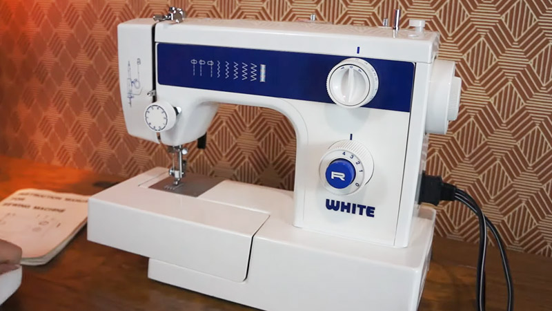 White 1409 Sewing Machine 