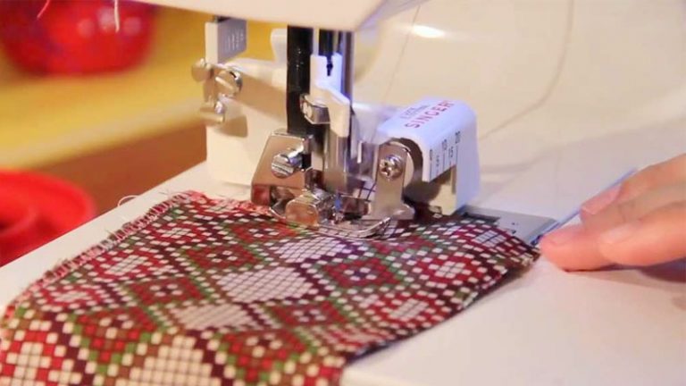 Is There A Serger Attachment For A Sewing Machine