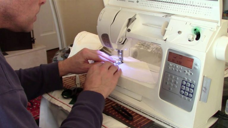 Mending Sewing Machine