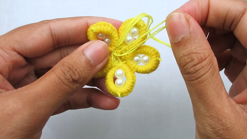 Embroider With Wool Yarn