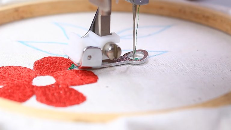 Embroidery-Foot-Instead-Of-No-Foot