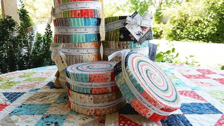 Different-Fabrics-in-a-Jelly-Roll