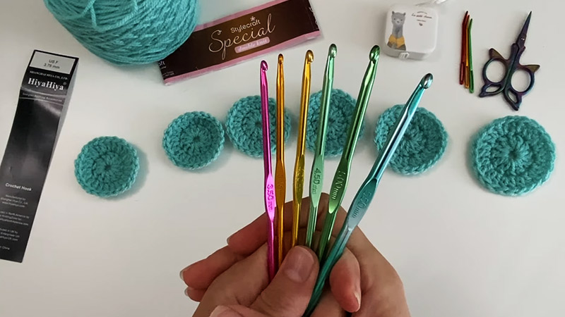 Crochet-Needle-Size-Matter