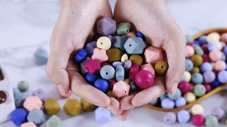 Make-Silicone-Beads
