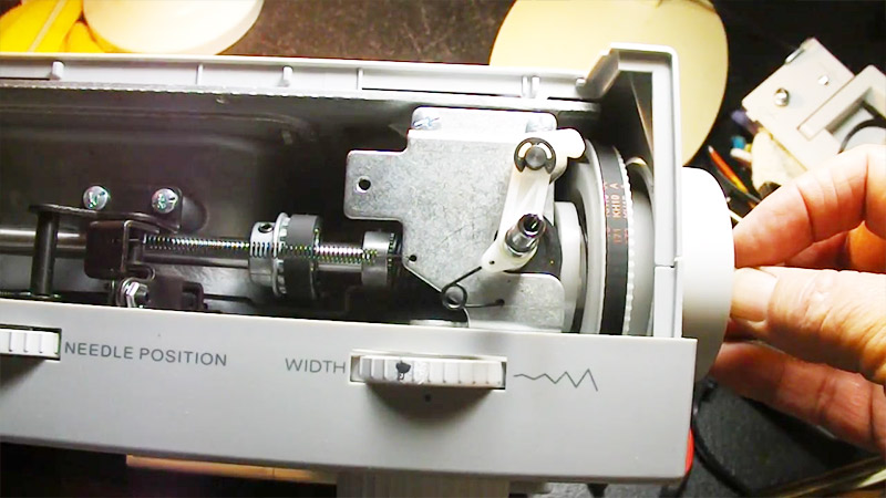 Troubleshoot and Repair Bobbin Winder Problems on a Singer 15 — The  Mermaid's Den