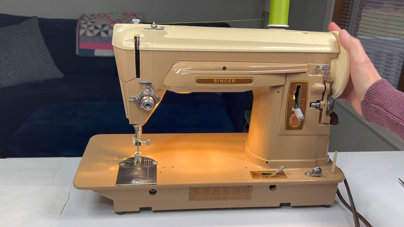 Singer 404 A Rotary Sewing Machine