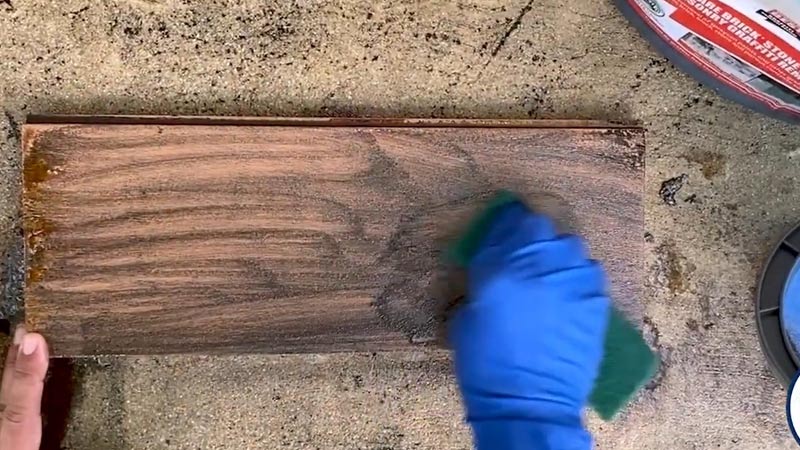 Use acetone