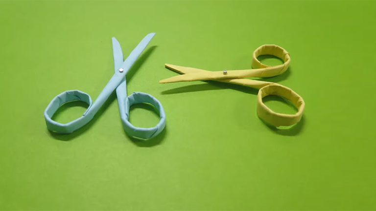 How to Make Scissors With Paper
