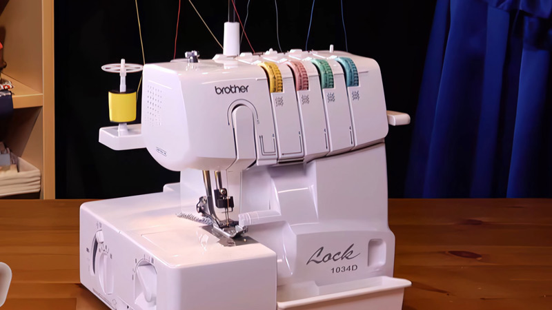 Benefits of a Serger Sewing Machine that Cuts and Sews