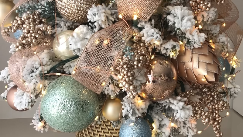 Confetti and Tinsel Ornaments