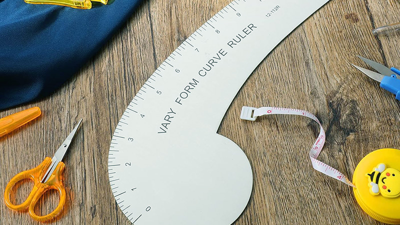Curved Rulers