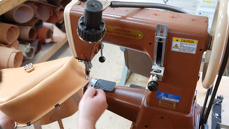 Features of an Industrial Sewing Machine for Bag Making