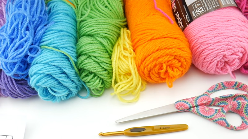 How To Choose The Right Yarn For Your Temperature Blanket