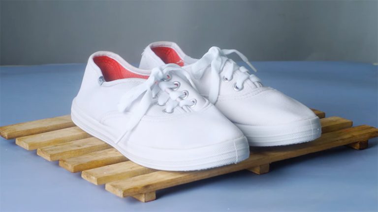 How To Clean White Fabric Shoes