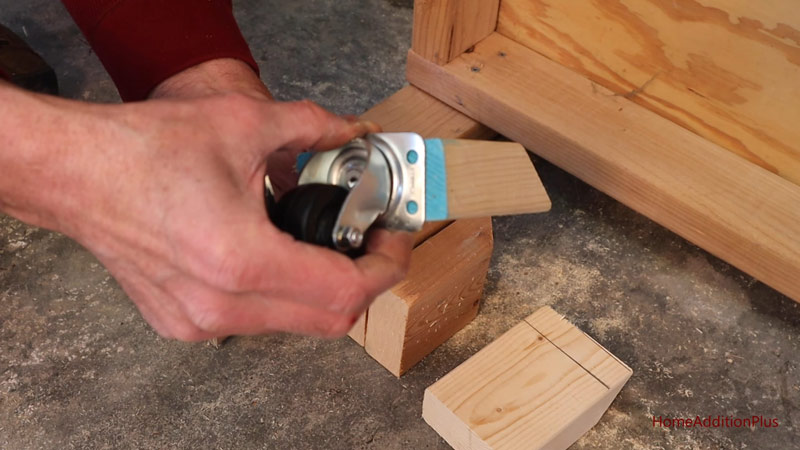 Mistakes to Avoid While Attaching Casters to Wood