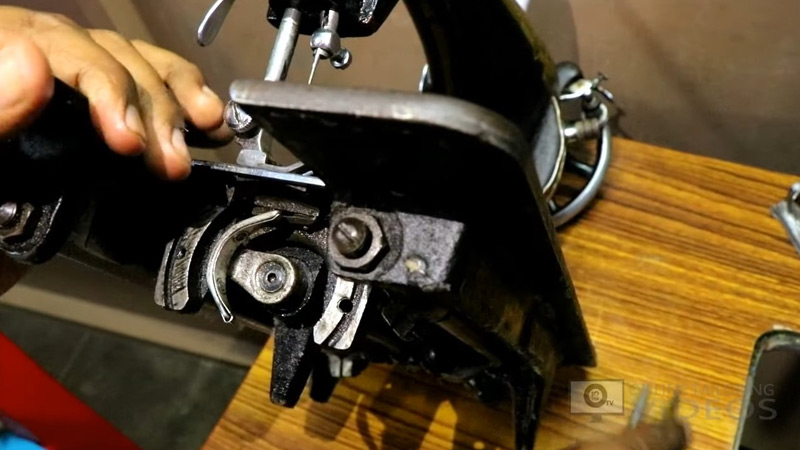 Sewing Machine Oil Freezes