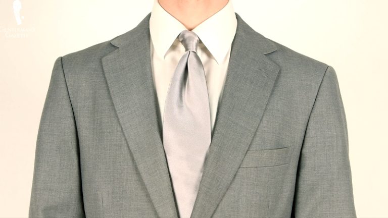 What Color Tie Goes With Grey Suit