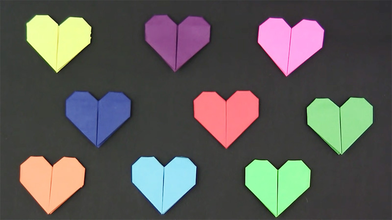 Which Color Of Paper Will Look Cute To Make A Heart