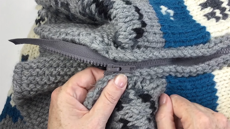 How to Put a Zipper in a Hand Knit Sweater