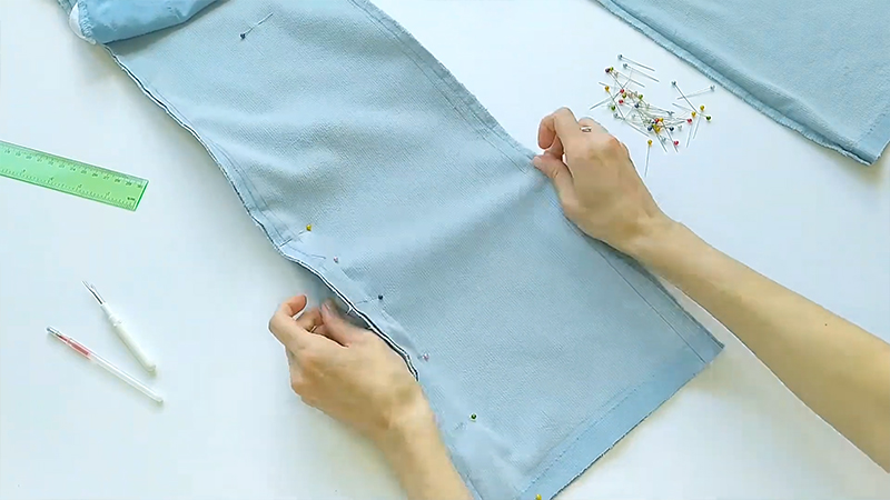 Alternatives to Remove Lining From Pants