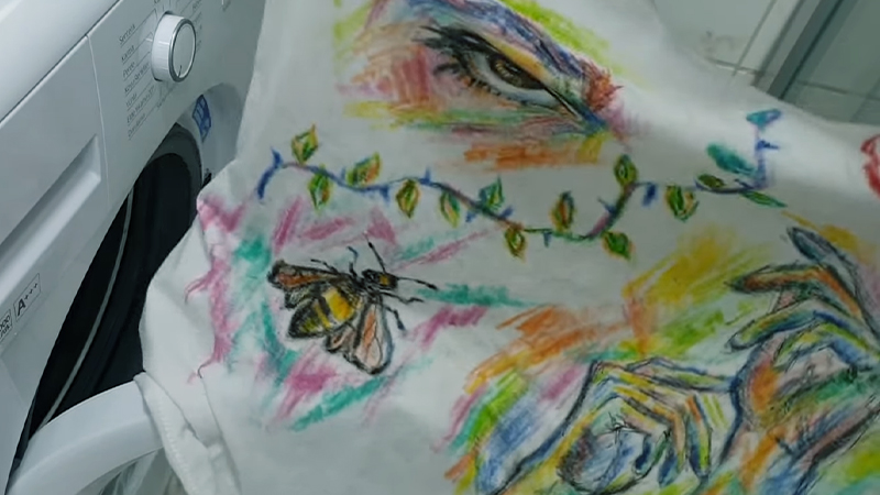 Common Challenges During Using Oil Pastel on Fabric