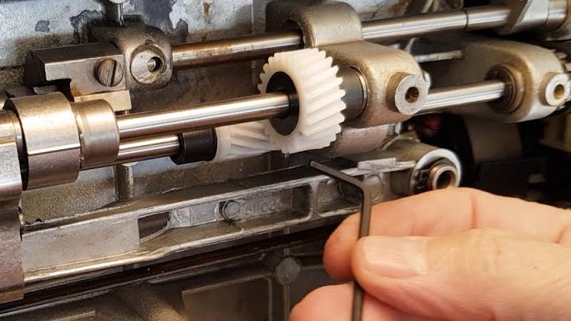 How Can You Prevent Sewing Machine Gear from Wearing Down