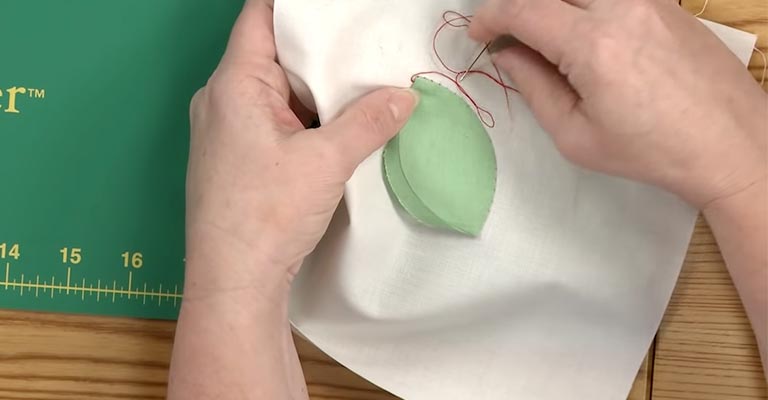 How to Applique Small Pieces by Hand