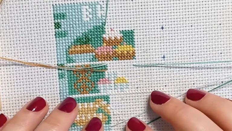 How to Cross Stitch With Multiple Colors