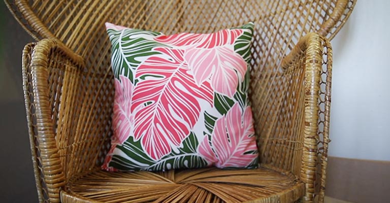 How to Sew Throw Pillows With Poly Poplin