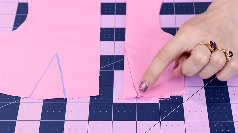 How to Sew a Dart for Beginners