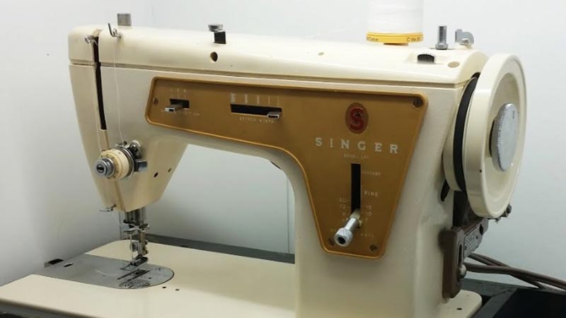 Is It Possible to Find Modern Sewing Machines With Compatible Parts for the Singer 223