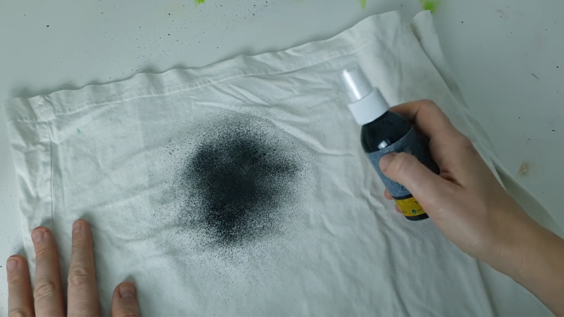 Spray Paint Should You Use for Shirts