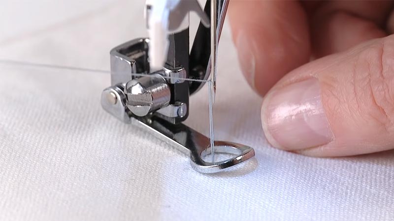 How to Use a Monogramming Foot on a Sewing Machine