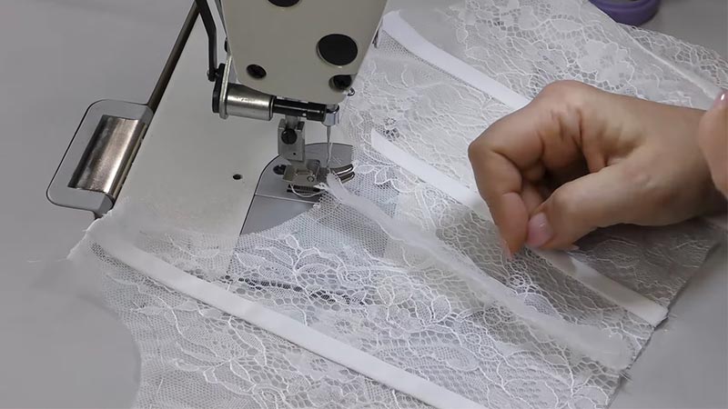 What Factors Should You Consider When Sewing Corsets With a Sewing Machine